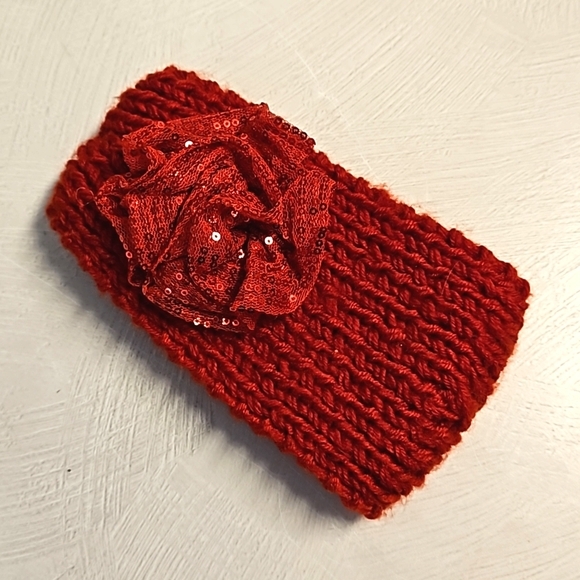 Red sequin bow detail on red knit headband wrap button detail festive holiday - Picture 2 of 7